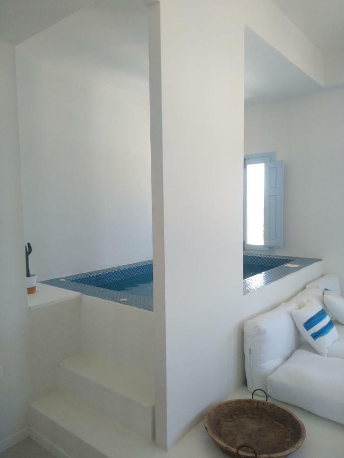 Sol-Mate Suites Oía Zewnętrze zdjęcie